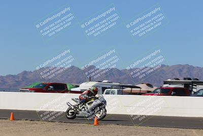 media/Oct-30-2022-CVMA (Sun) [[fb421c3cec]]/Race 8 Formula Lightweight Twins Shootout/